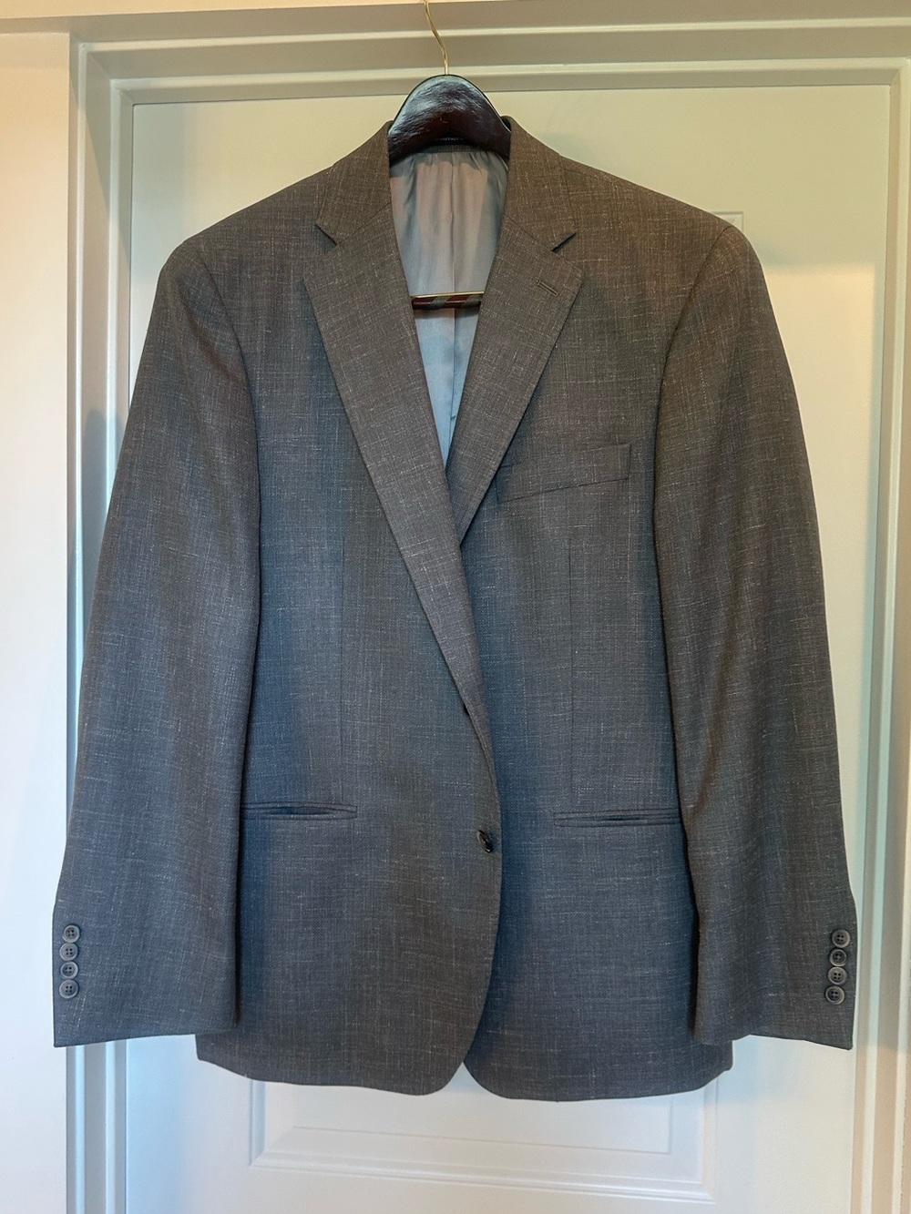 Never worn classic men's sports coat blazer